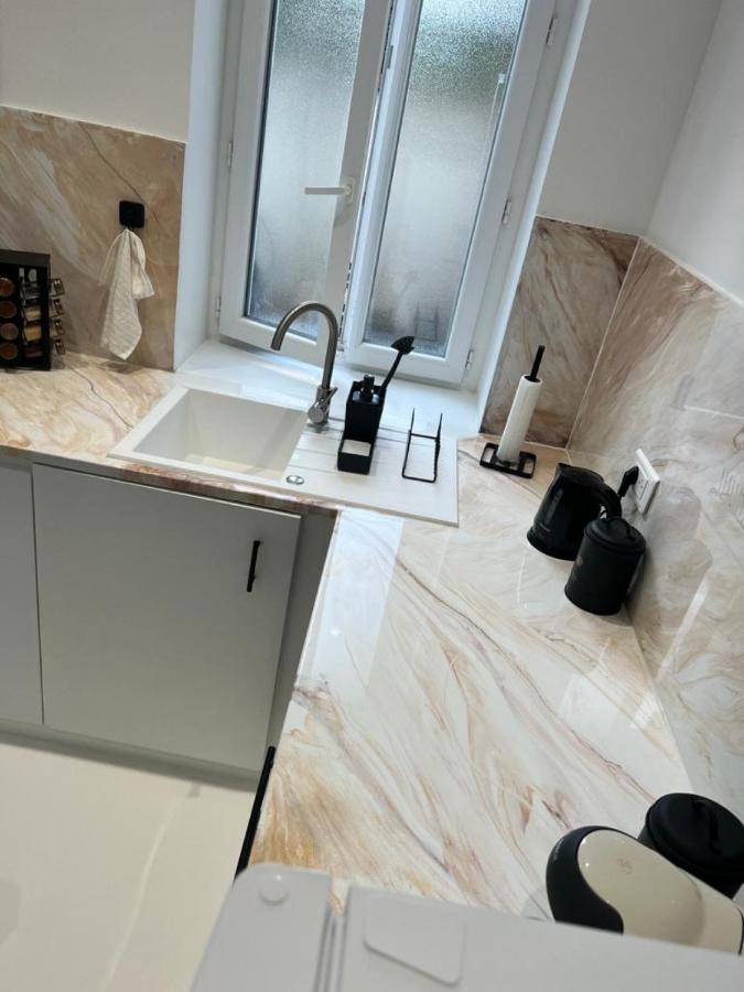 Jacuzzi - Jardin - Dans Le Centre - T2